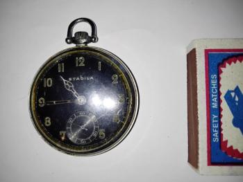 Карманные воинские немецкие трофейные часы STABILA , добыты в 1943 году .